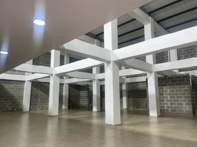 Local en arriendo en Centro, Tuluá