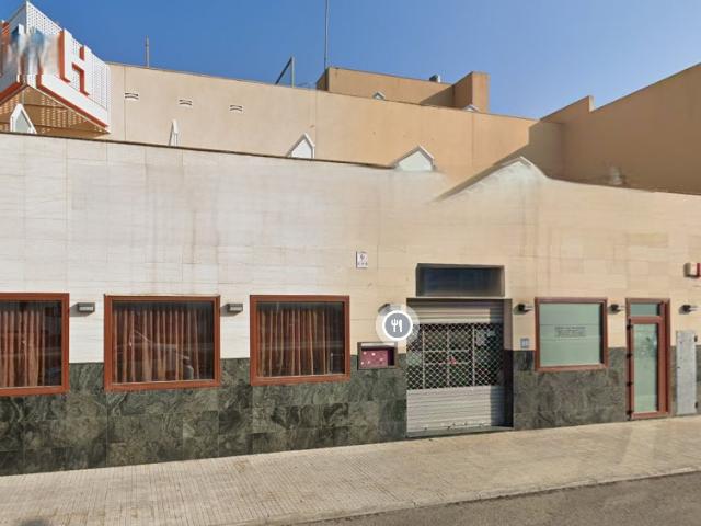 Local Comercial en venta en Mont-roig Del Camp