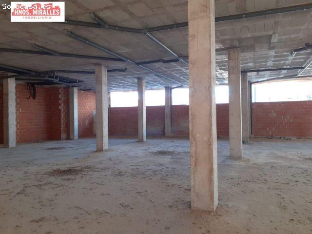 Local Comercial en alquiler en Los Montesinos, Barrio de los Miras