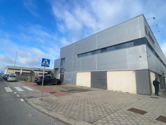 Local Comercial en venta en Salteras