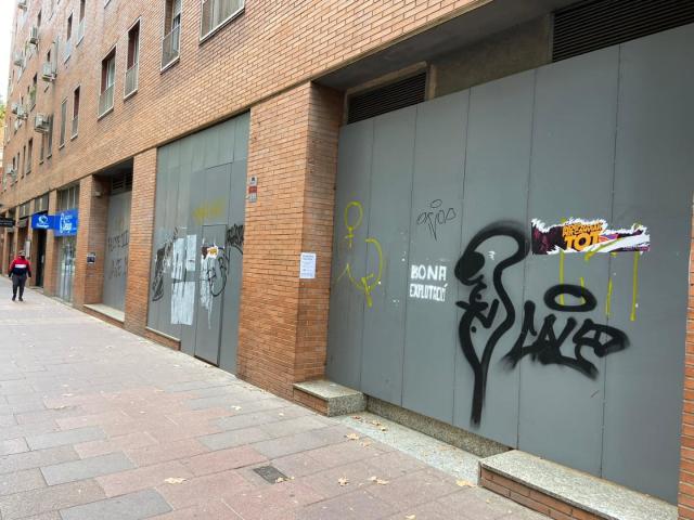 Local Comercial en venta en Nou Barris, Barcelonès