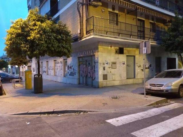Local Comercial en venta en Cerro-Amate, Sevilla
