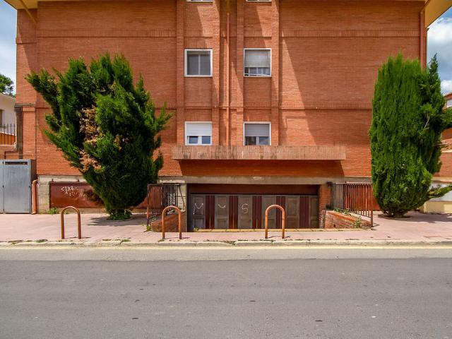 Local Comercial en venta en Torrelaguna