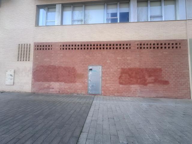 Local Comercial en venta en Oliver-Valdefierro, Zaragoza