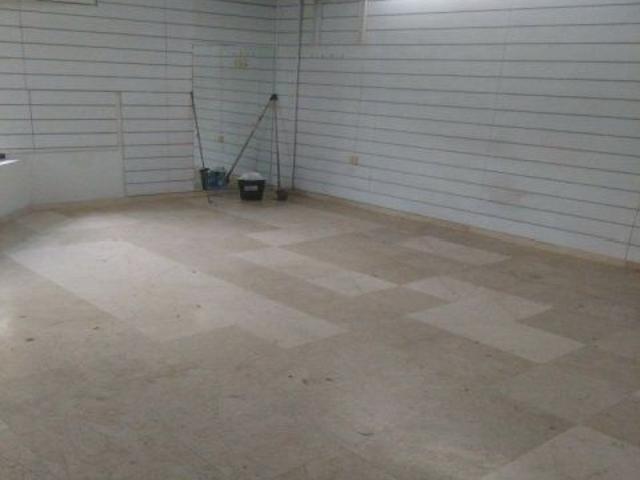 Local Comercial en venta en Cánovas, Cáceres