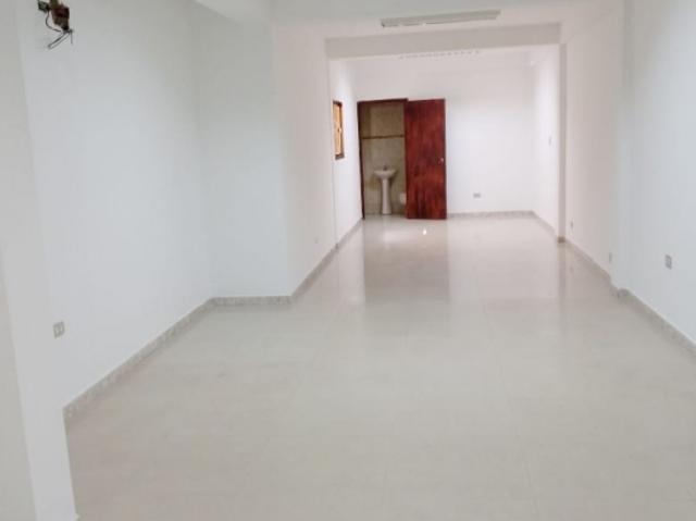 Local Comercial en alquiler en Catia La Mar, Vargas