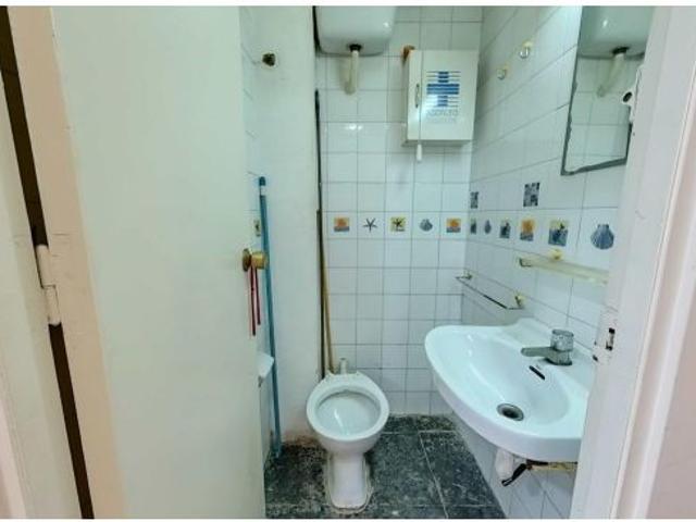 Local Comercial en alquiler en Can Mariner, Barcelonès