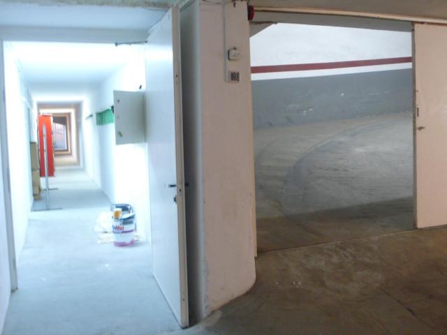 Nave en venta en les Corts, Barcelonès