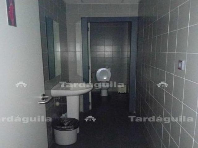 Local Comercial en alquiler en Villares De La Reina