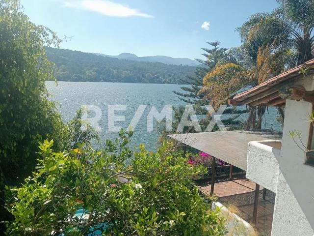 Local Comercial en renta en Valle De Bravo, Estado de México