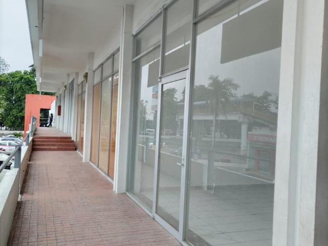 Local Comercial en renta en Fraccionamiento Cosmos, Villahermosa