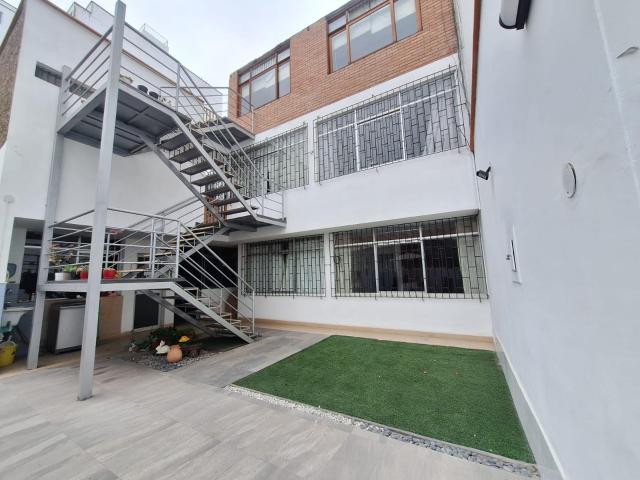 Casa alquiler en Santiago De Surco, Lima Metropolitana
