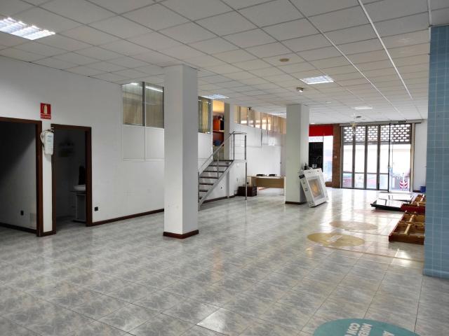 Local Comercial en venta en As Aguceiras, Arteixo