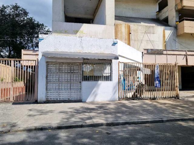 Local Comercial en venta en Girardot, Aragua