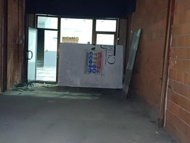 Local Comercial en venta en Polígono Industrial 