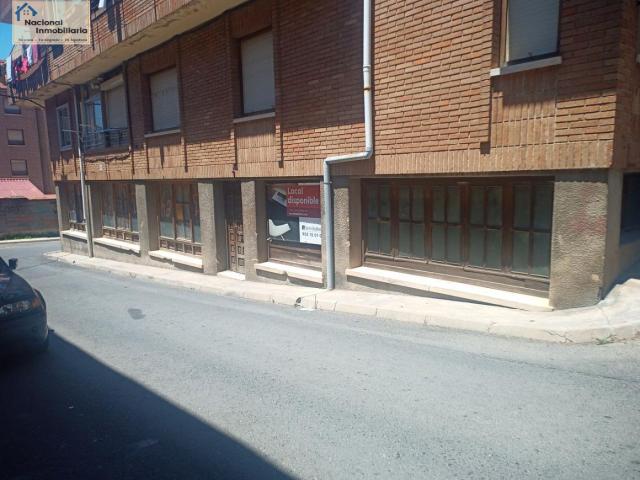 Local Comercial en venta en Arenas De San Pedro