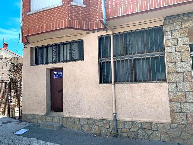 Local Comercial en venta en Poyales Del Hoyo