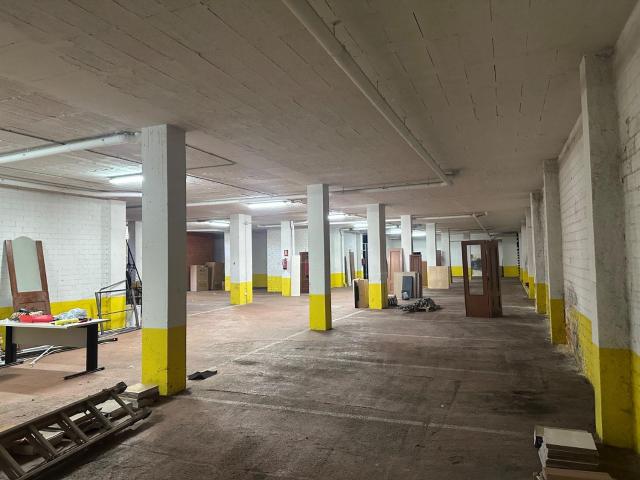 Local Comercial en venta en Betanzos, Ribeira