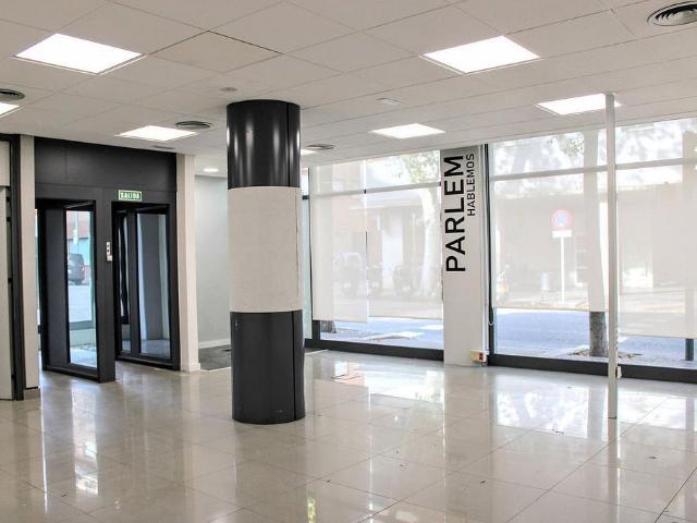Local Comercial en venta en Eixample, Gironès