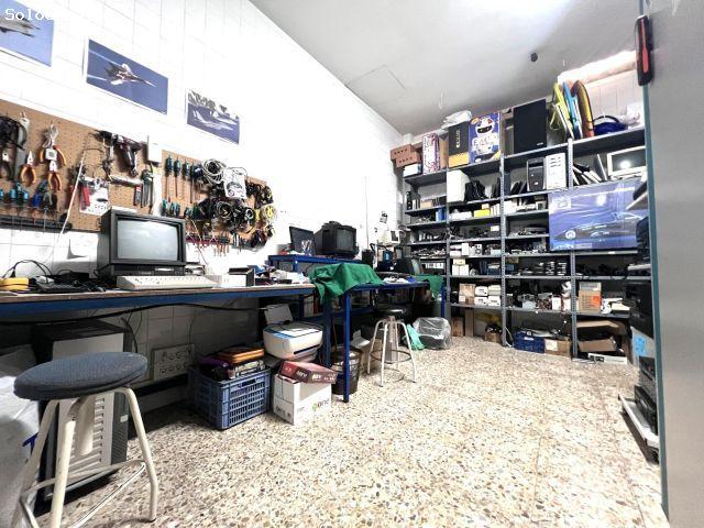 Local Comercial en venta en Polígono Industrial 