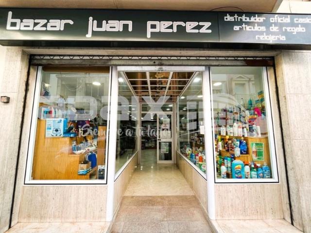 Local Comercial en venta en Lucena