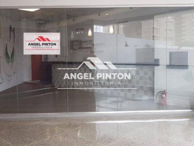 Local Comercial en venta en Cacique Mara, Maracaibo