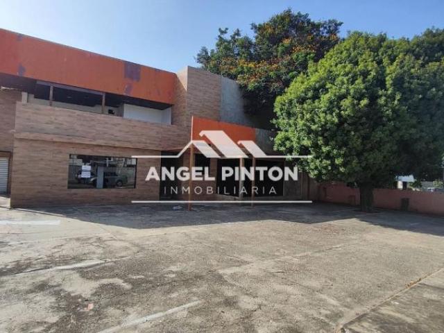 Local Comercial en venta en Cacique Mara, Maracaibo