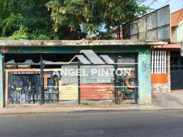 Local Comercial en venta en Cacique Mara, Maracaibo