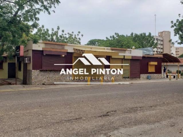 Local Comercial en venta en Cacique Mara, Maracaibo