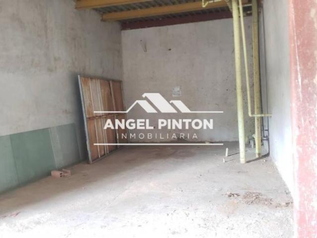 Local Comercial en venta en Cacique Mara, Maracaibo