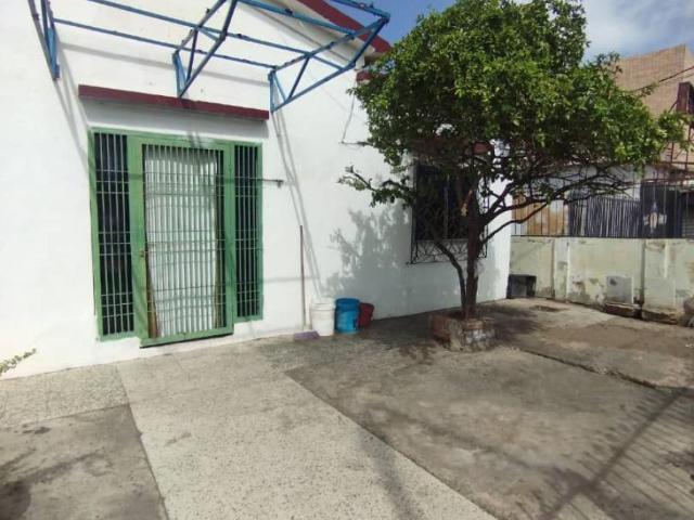 Local Comercial en venta en Cacique Mara, Maracaibo