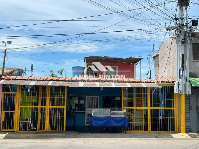 Local Comercial en venta en Cacique Mara, Maracaibo