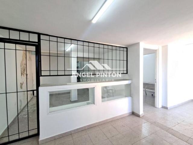 Local Comercial en venta en Cacique Mara, Maracaibo