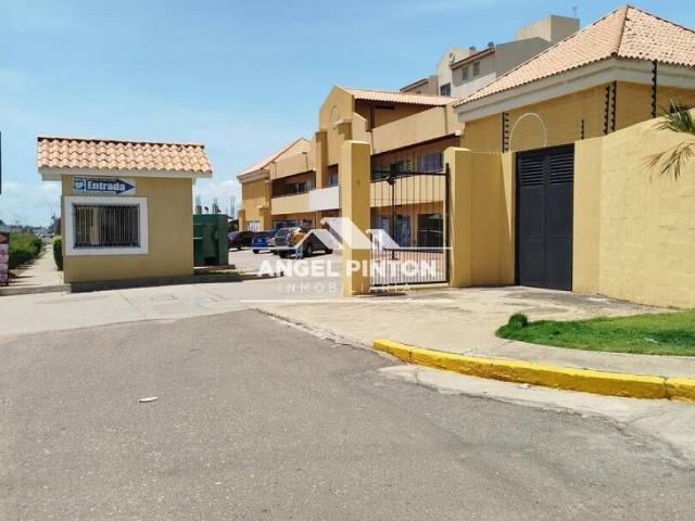 Local Comercial en venta en Cacique Mara, Maracaibo