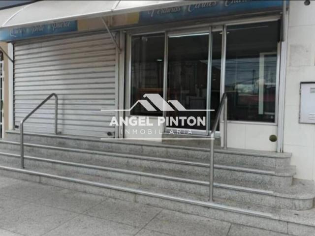 Local Comercial en venta en Cacique Mara, Maracaibo