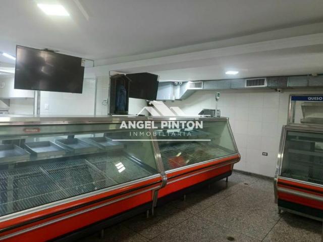 Local Comercial en venta en Cacique Mara, Maracaibo