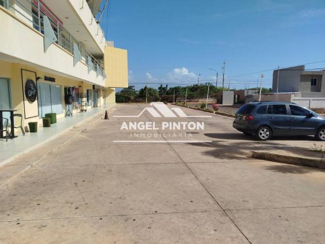 Local Comercial en venta en Cacique Mara, Maracaibo