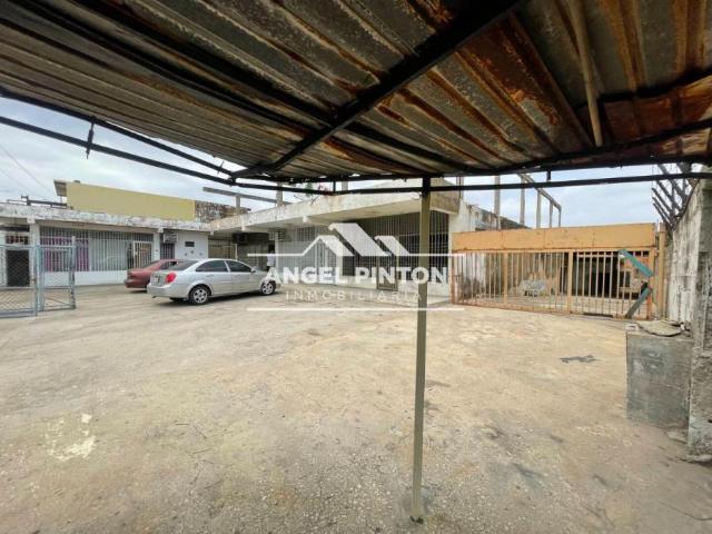 Local Comercial en venta en Cacique Mara, Maracaibo