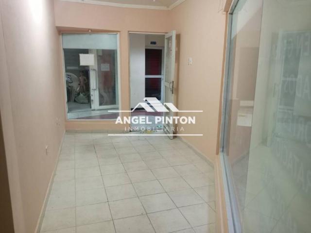 Local Comercial en venta en Cacique Mara, Maracaibo