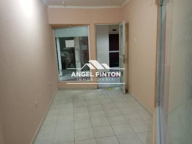 Local Comercial en venta en Cacique Mara, Maracaibo