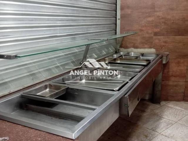 Local Comercial en venta en Cacique Mara, Maracaibo