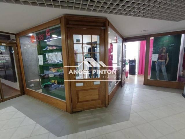 Local Comercial en venta en Cacique Mara, Maracaibo