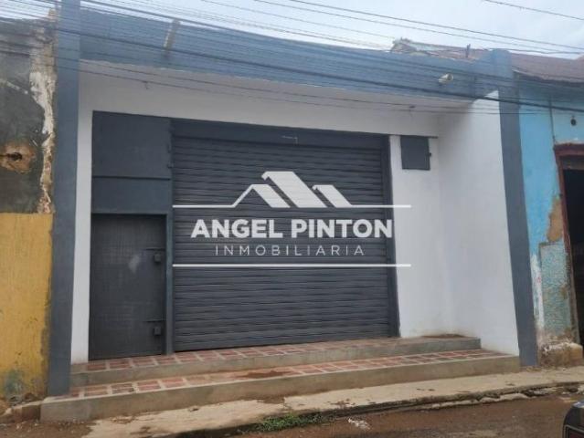 Local Comercial en venta en Cacique Mara, Maracaibo