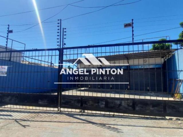 Local Comercial en venta en Cacique Mara, Maracaibo