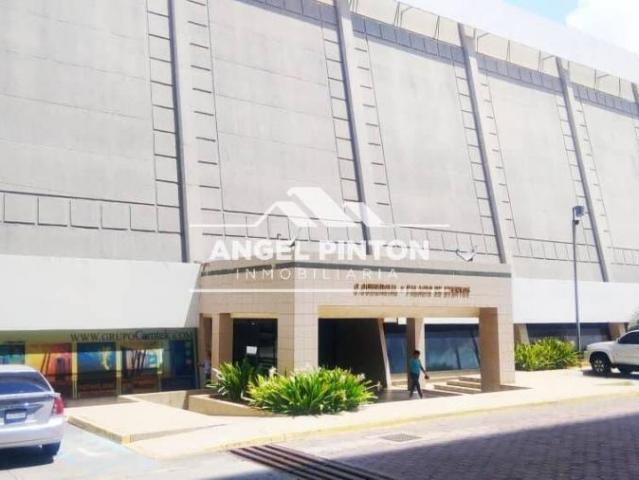 Local Comercial en venta en Cacique Mara, Maracaibo