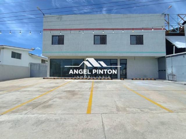 Local Comercial en venta en Cacique Mara, Maracaibo
