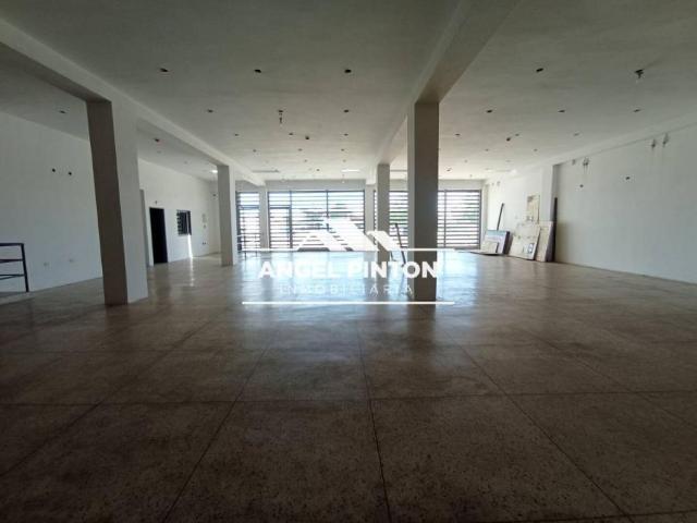 Local Comercial en venta en Cacique Mara, Maracaibo