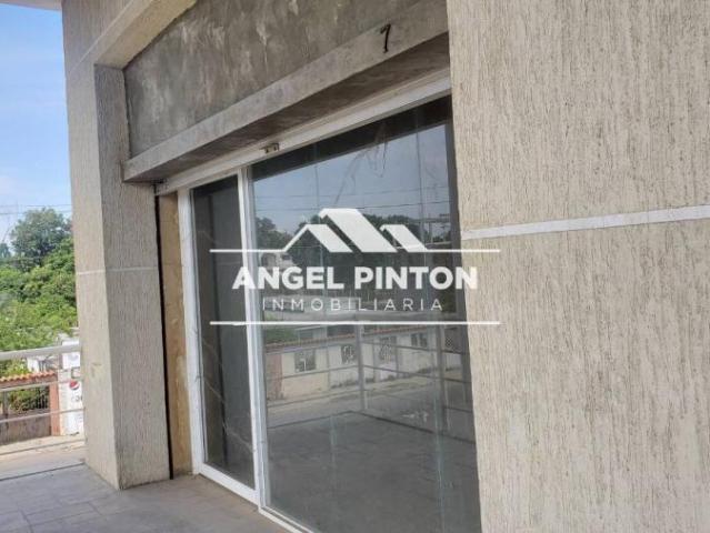 Local Comercial en venta en Cacique Mara, Maracaibo