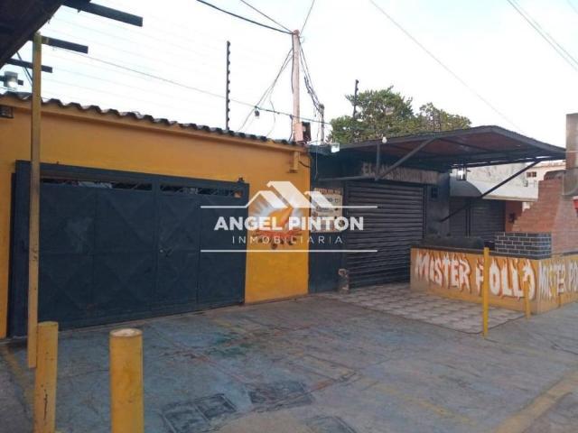 Local Comercial en venta en Cacique Mara, Maracaibo
