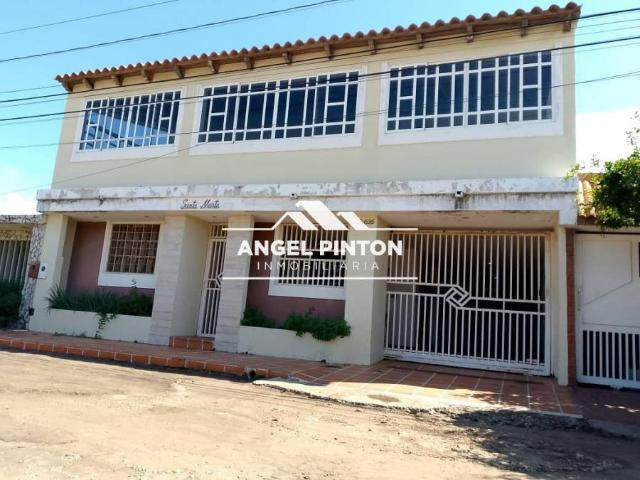 Local Comercial en venta en Cacique Mara, Maracaibo